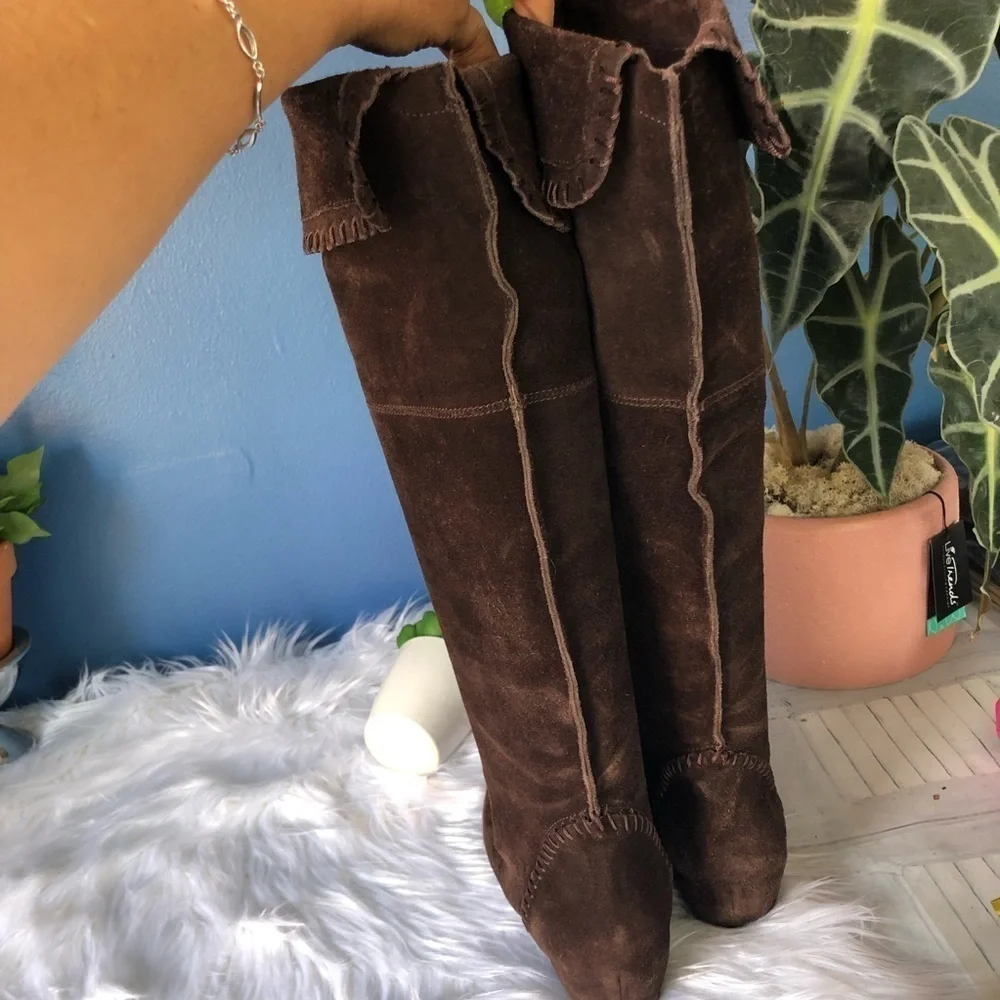 Aldo  Brown Tall Women’s Leather Fall Winter Sueded Boots size 8
